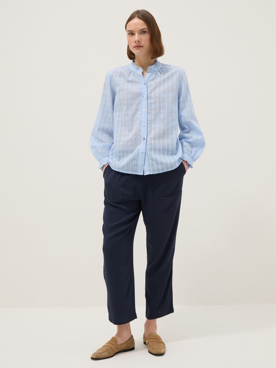 &Mu;&pi;&lambda;&epsilon; &pi;&alpha;&nu;&tau;&epsilon;&lambda;ό&nu;&iota;&alpha; jogger &alpha;&pi;ό &kappa;&alpha;&theta;&alpha;&rho;ή &beta;&iota;&sigma;&kappa;ό&zeta;&eta; &mu;&epsilon; &kappa;&alpha;&nu;&omicron;&nu;&iota;&kappa;ή &epsilon;&phi;&alpha;&rho;&mu;&omicron;&gamma;ή_0