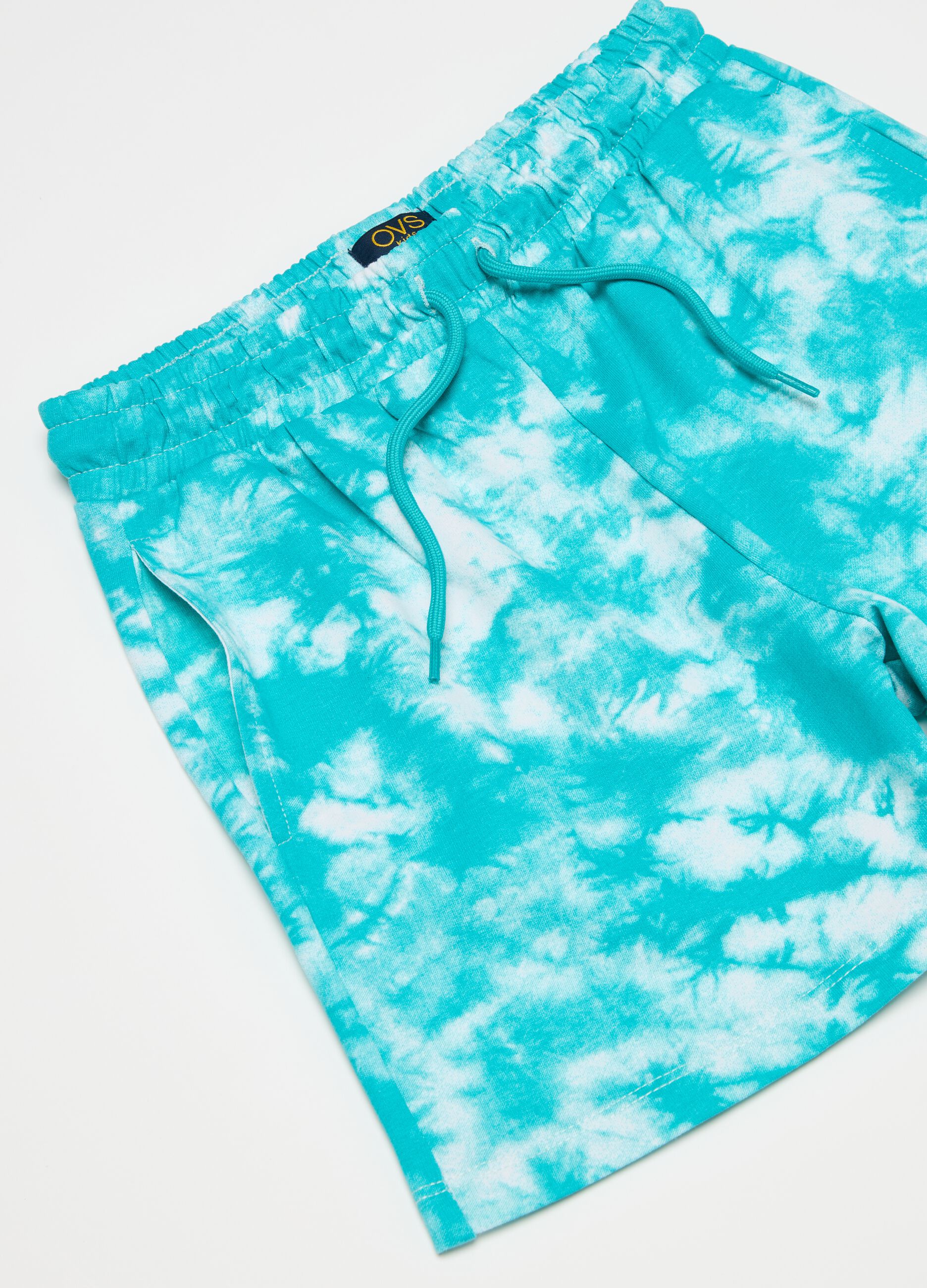 Tie dye shorts in French terry