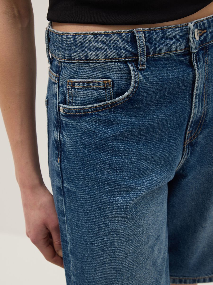 &Sigma;&omicron;&rho;&tau;&sigmaf; &alpha;&pi;ό &kappa;&alpha;&theta;&alpha;&rho;ό &beta;&alpha;&mu;&beta;&alpha;&kappa;&epsilon;&rho;ό denim &sigma;&epsilon; &sigma;&kappa;&omicron;ύ&rho;&omicron; &mu;&pi;&lambda;&epsilon;, wide leg_3