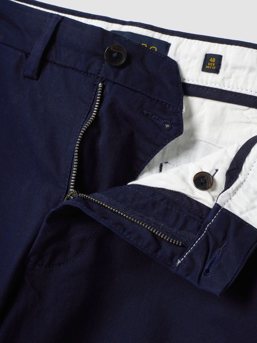 Blue regular-fit stretch cotton twill chino trousers_5
