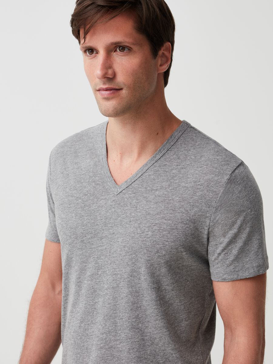 Two-pack jersey undershirts with V neck_1