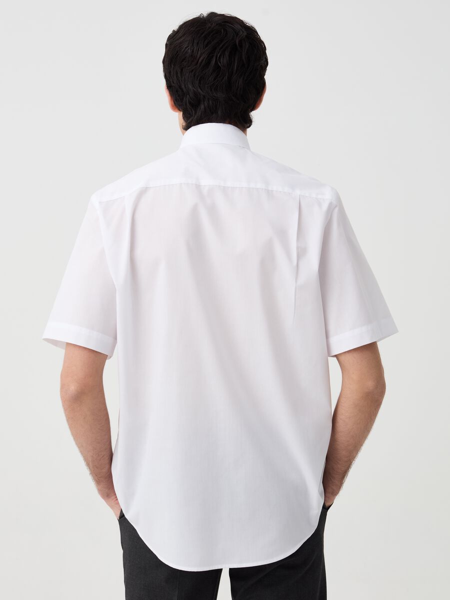 Regular-fit short-sleeved shirt_2