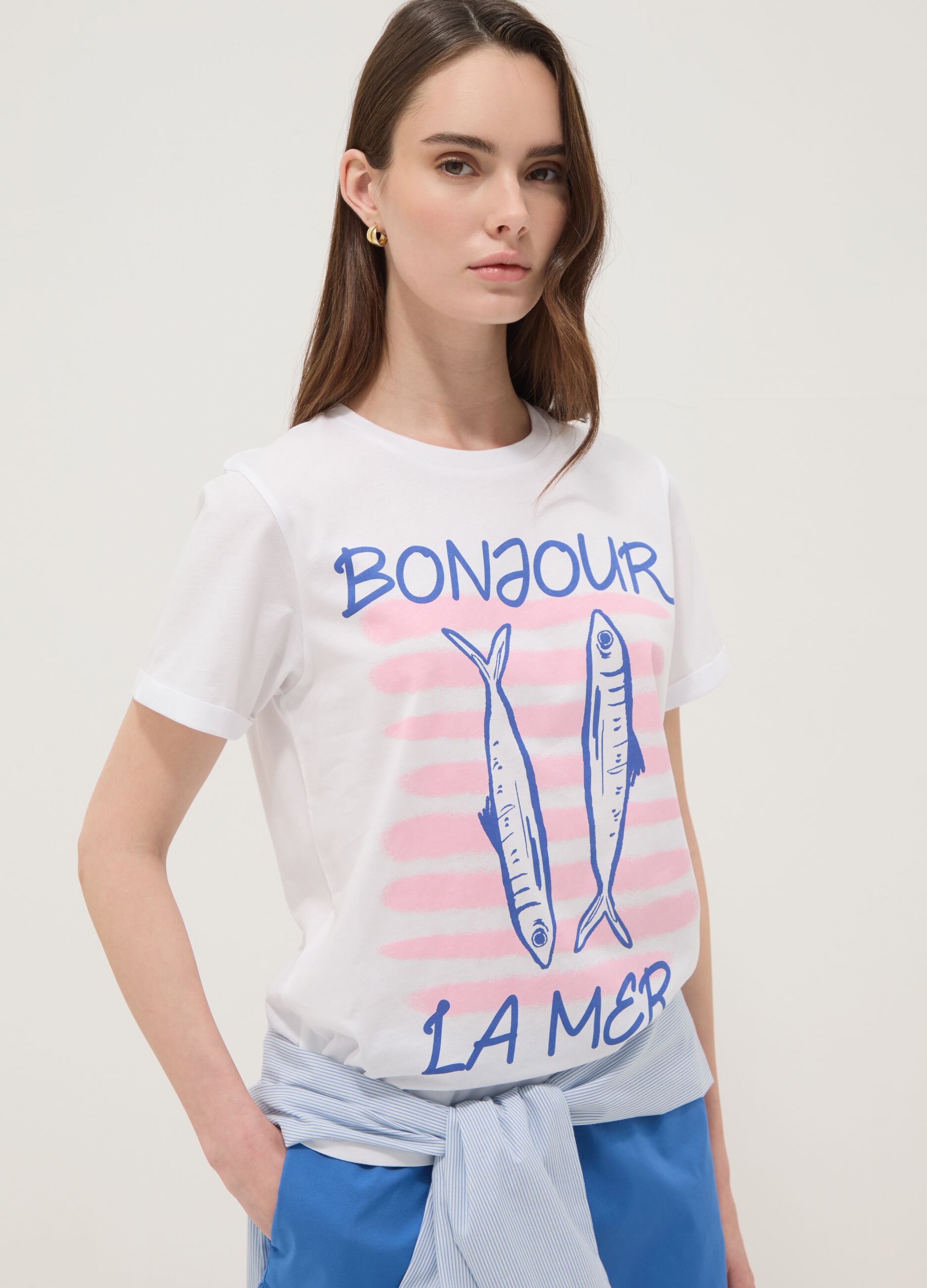 Wei&szlig;es T-Shirt aus reiner Baumwolle mit Frontprint, Regular Fit