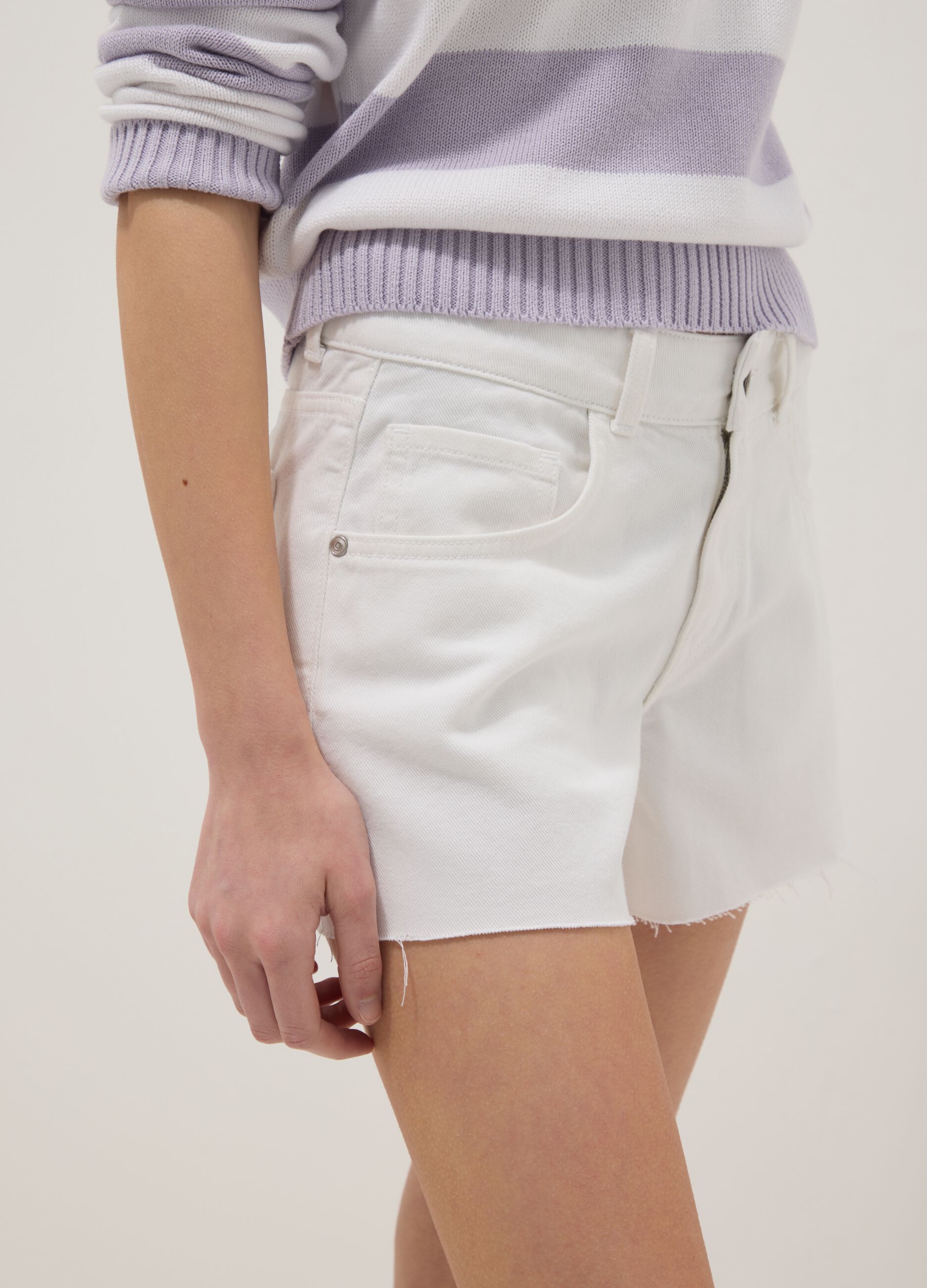 White pure cotton five-pocket shorts