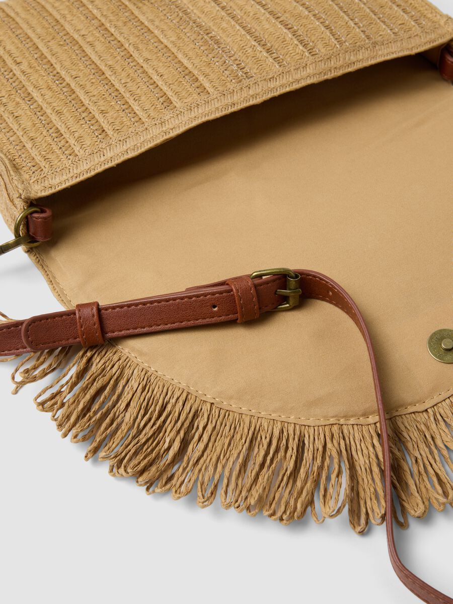 Beige Crossbody-Bag aus Papiermix-Gewebe mit Fransen_2