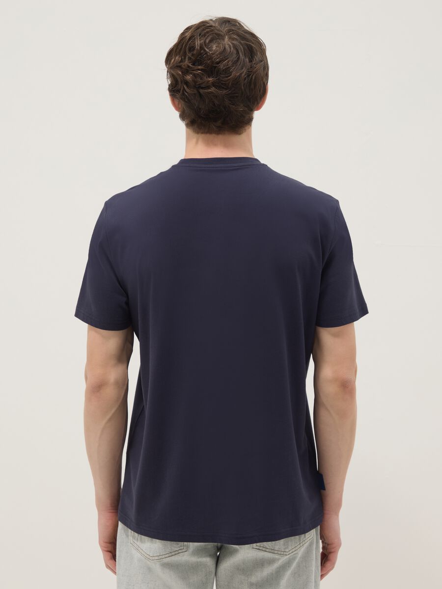 Blaues T-Shirt aus reiner Baumwolle mit kurzen &Auml;rmeln, Regular Fit_3