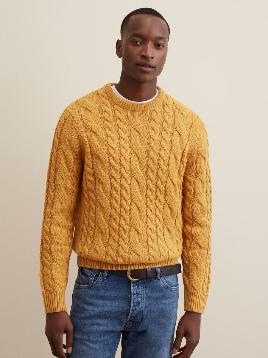 Cable knit crew-neck pullover_1