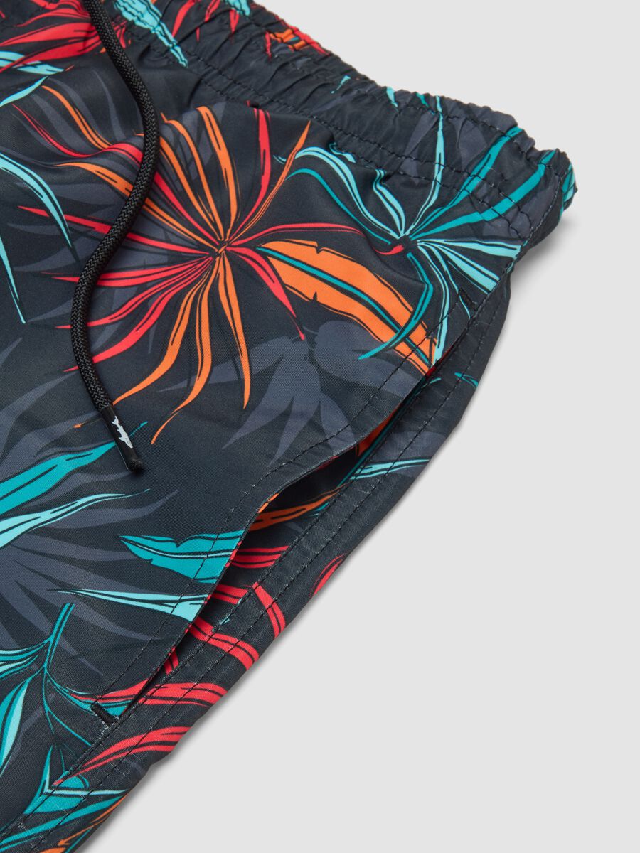 Multicolour tropical print swim shorts_5