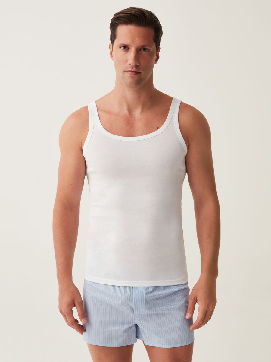 Camiseta de tirantes de algodón con tirantes finos_0