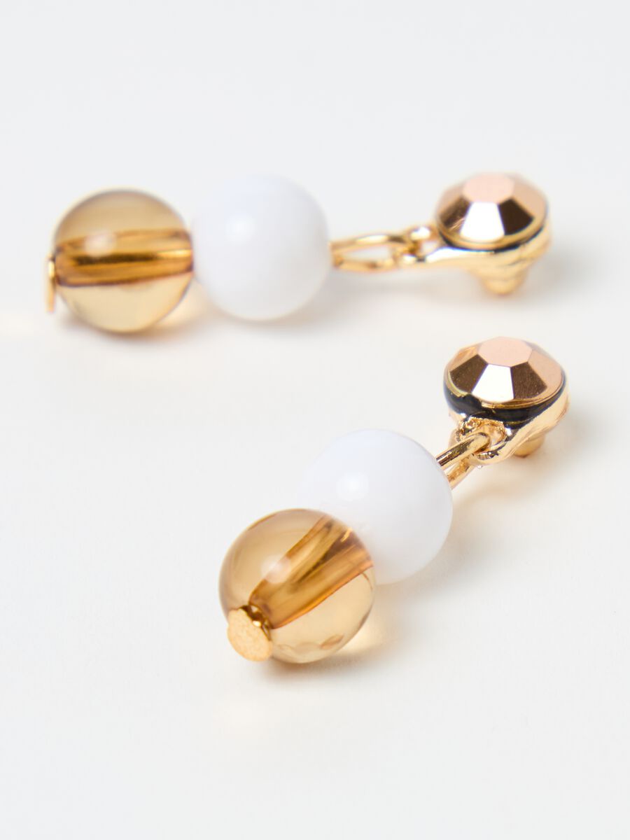 Pendant earrings with balls_1