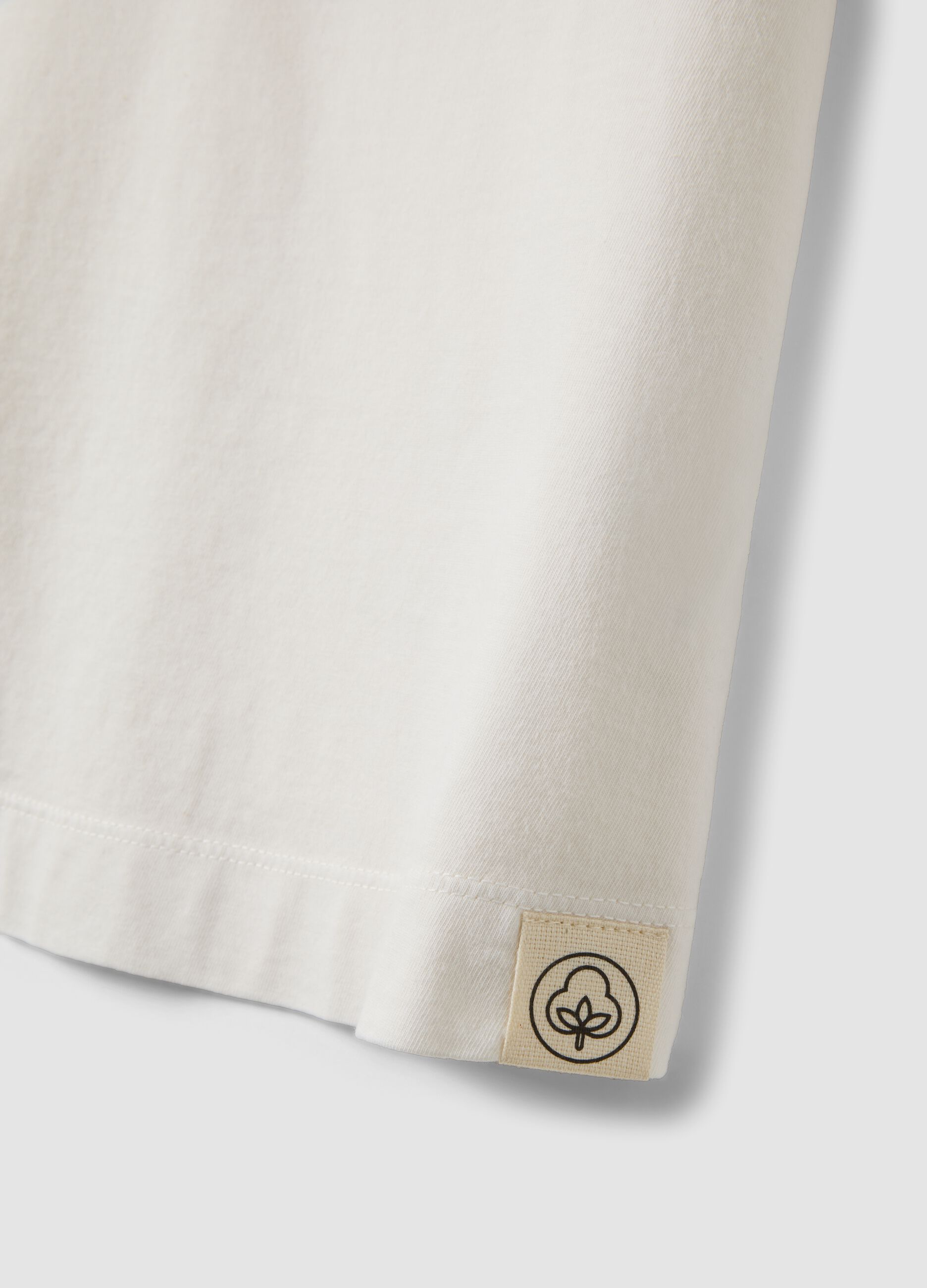 Beige short-sleeved pure cotton regular-fit T-shirt