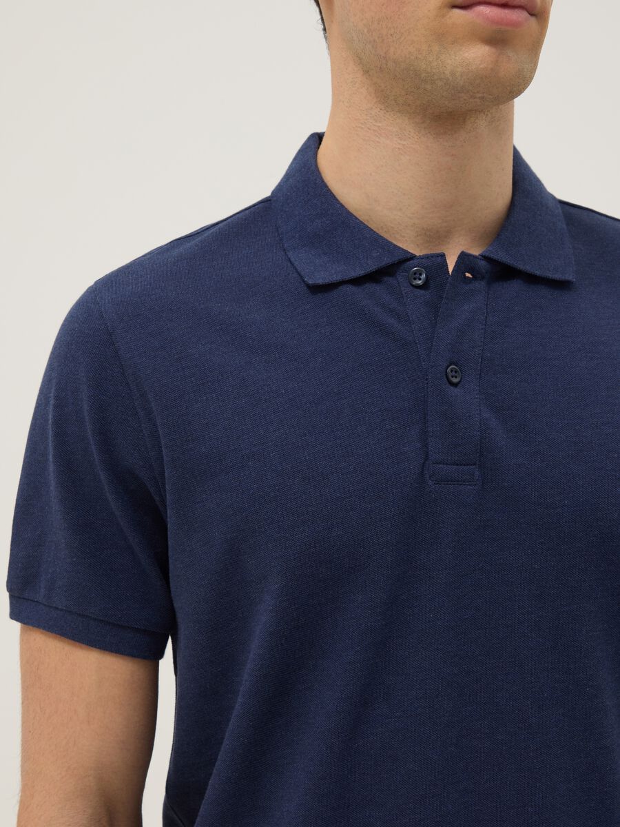 Blaue Poloshirt aus reiner Baumwolle mit kurzen &Auml;rmeln, Regular Fit_4