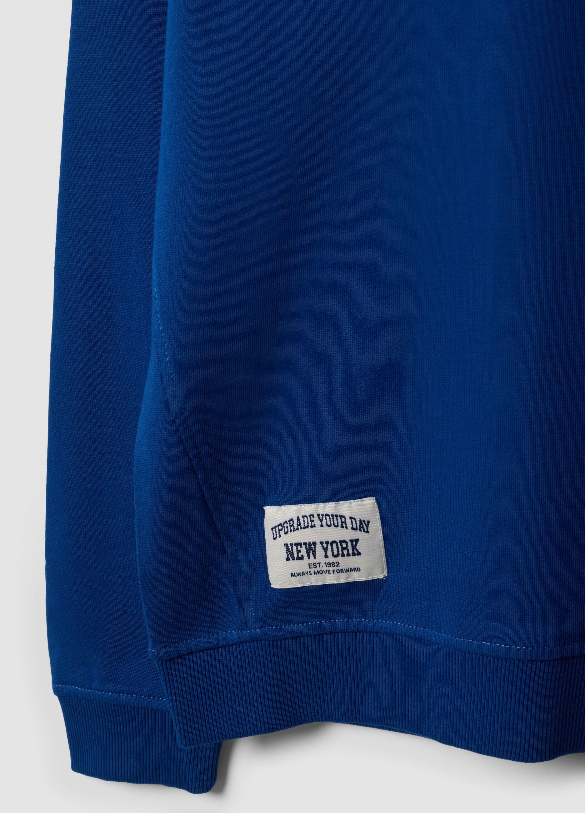Blue pure cotton hoodie with print for boys