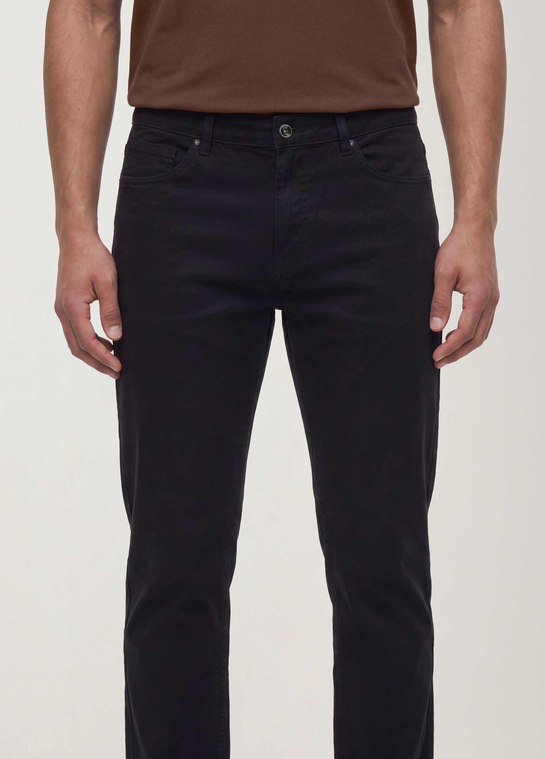 Schwarze Slim-Fit-Hose aus Stretch-Baumwolltwill