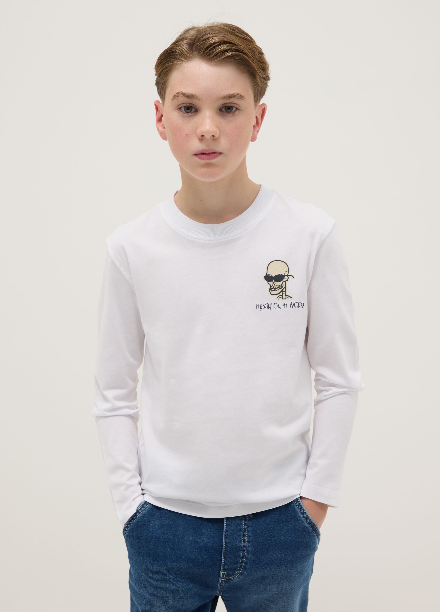 Boys' regular fit pure cotton white T-shirt with print