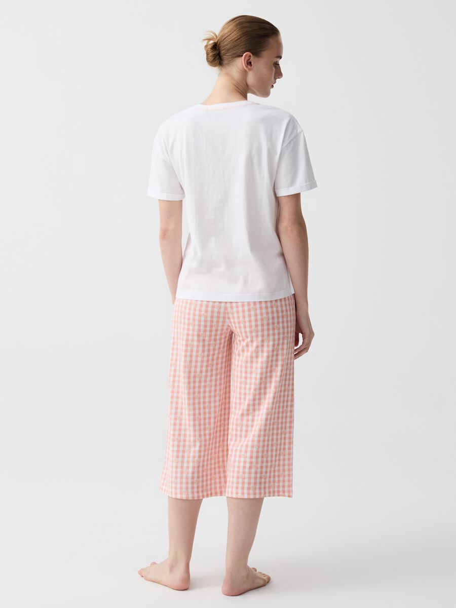 Gingham pyjamas with capri trousers_1