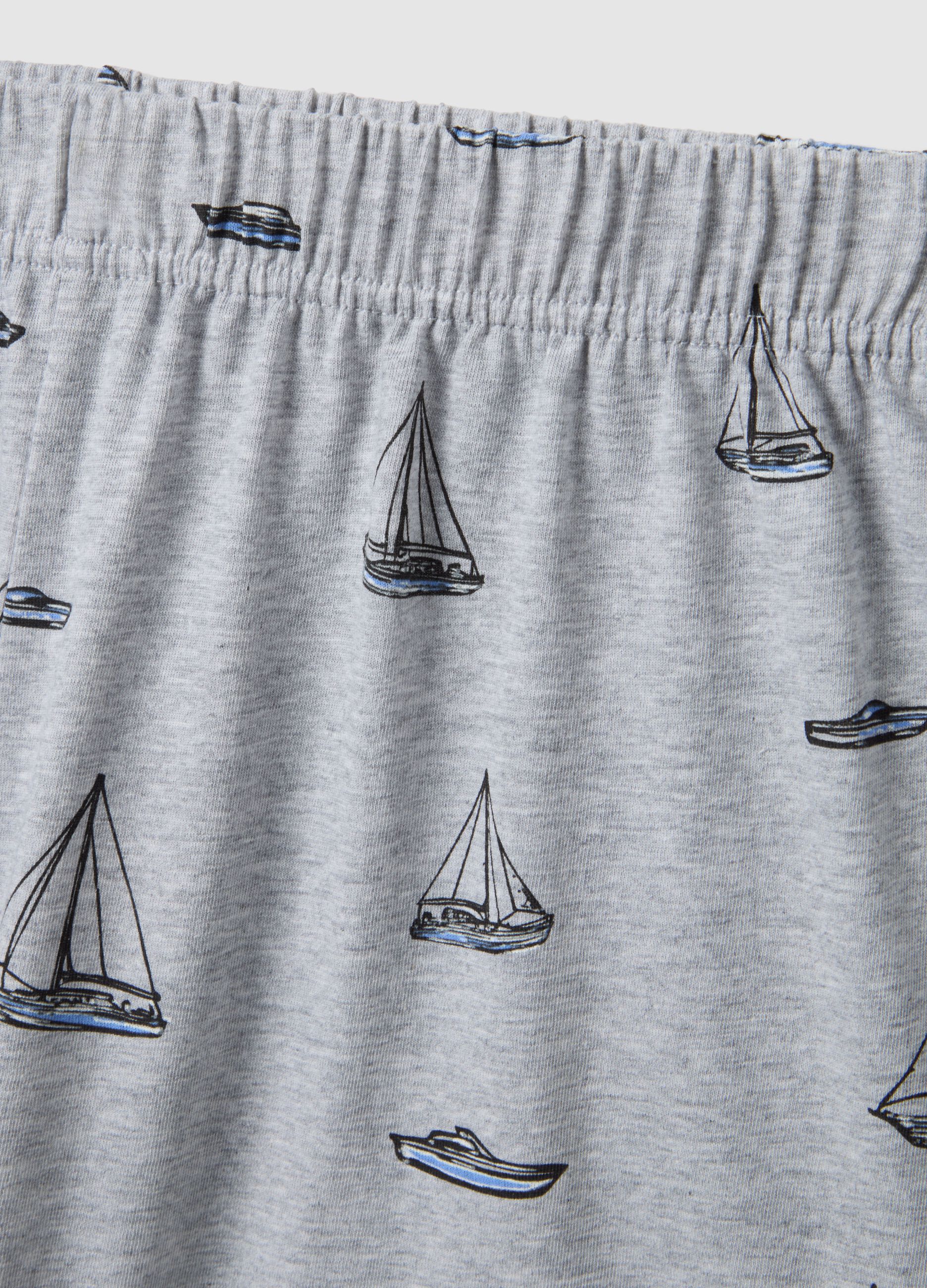 Multifarbene Pyjamas aus reiner Bio-Baumwolle im Regular Fit mit Prints