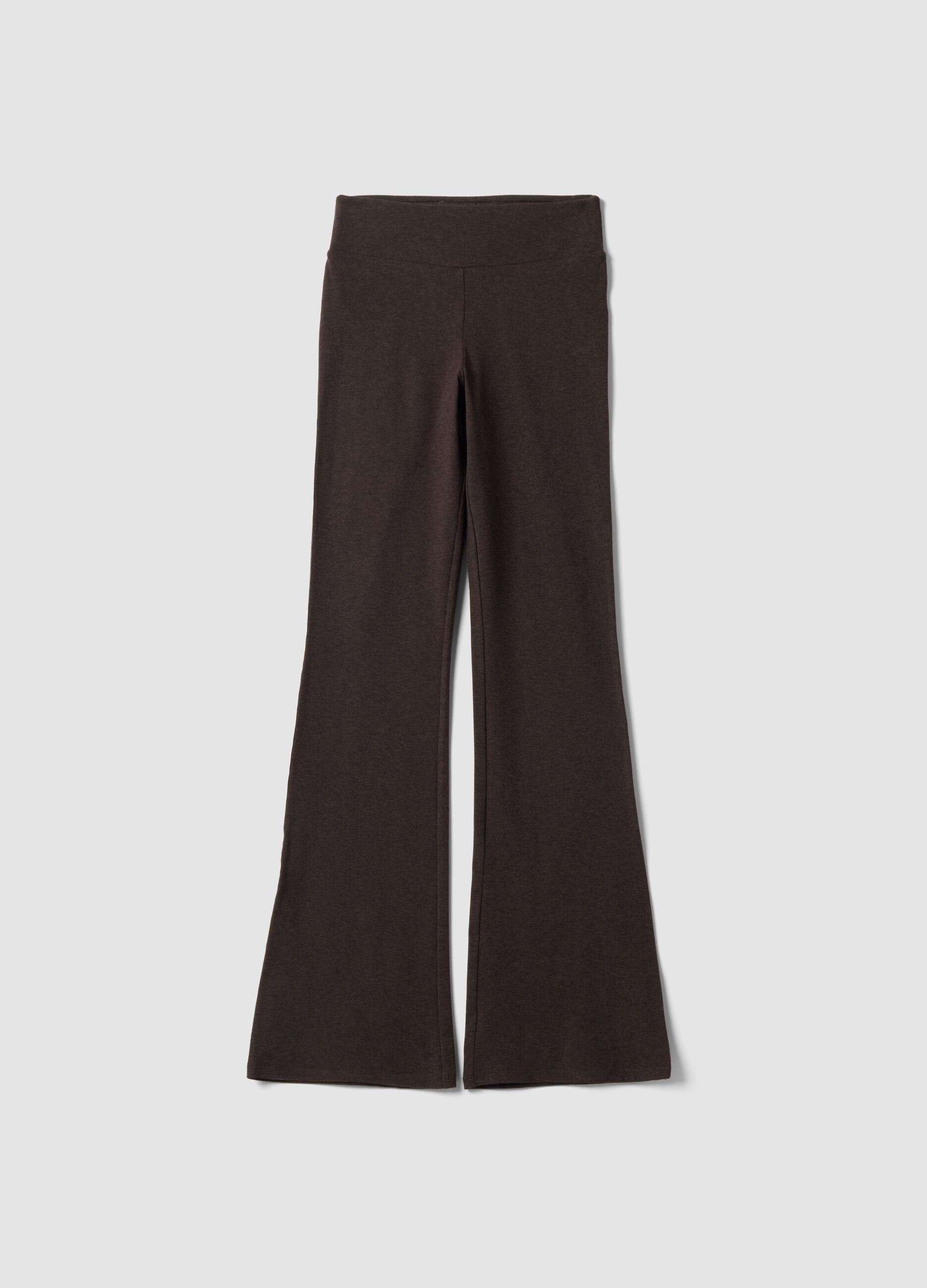 Braune Schlagleggings aus Stretchmaterial