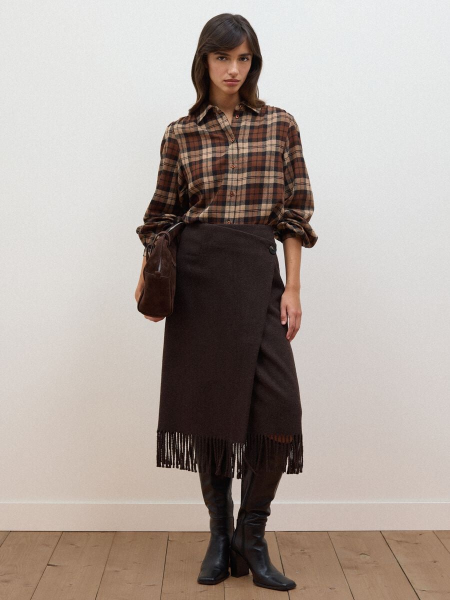 Brown checked shirt with classic collar_2