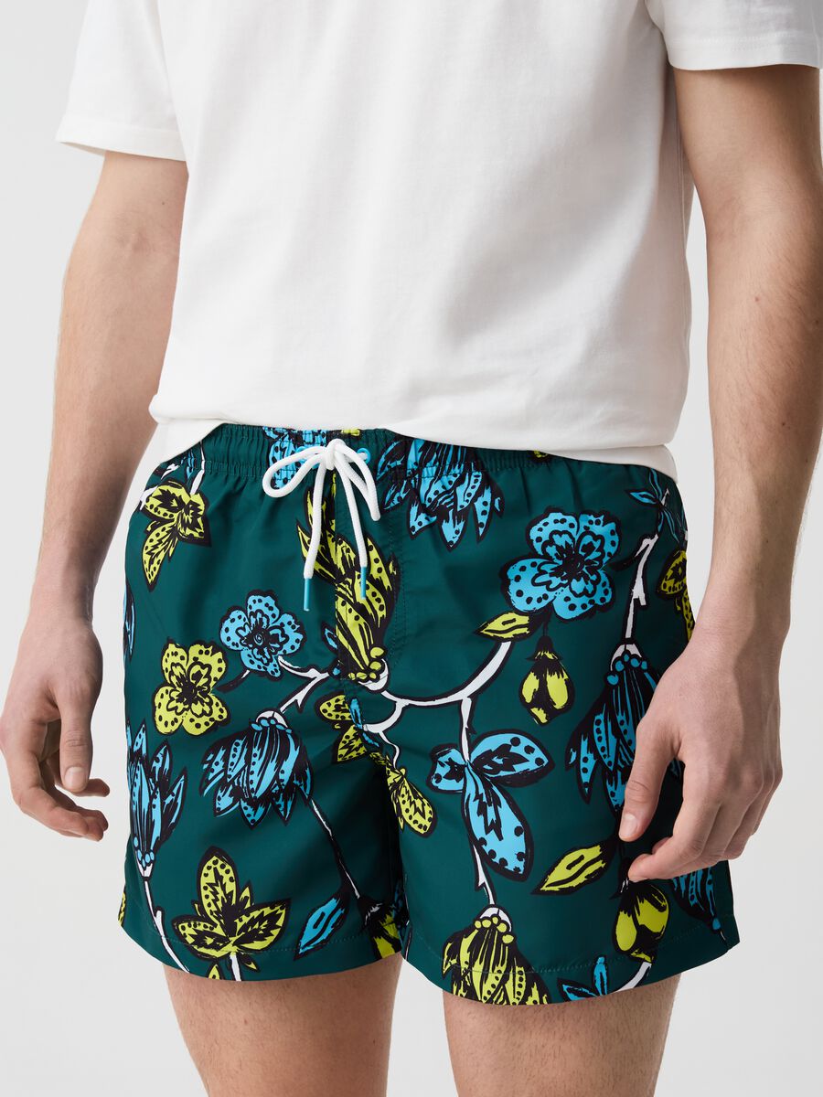 Swimming trunks with flowers print_2