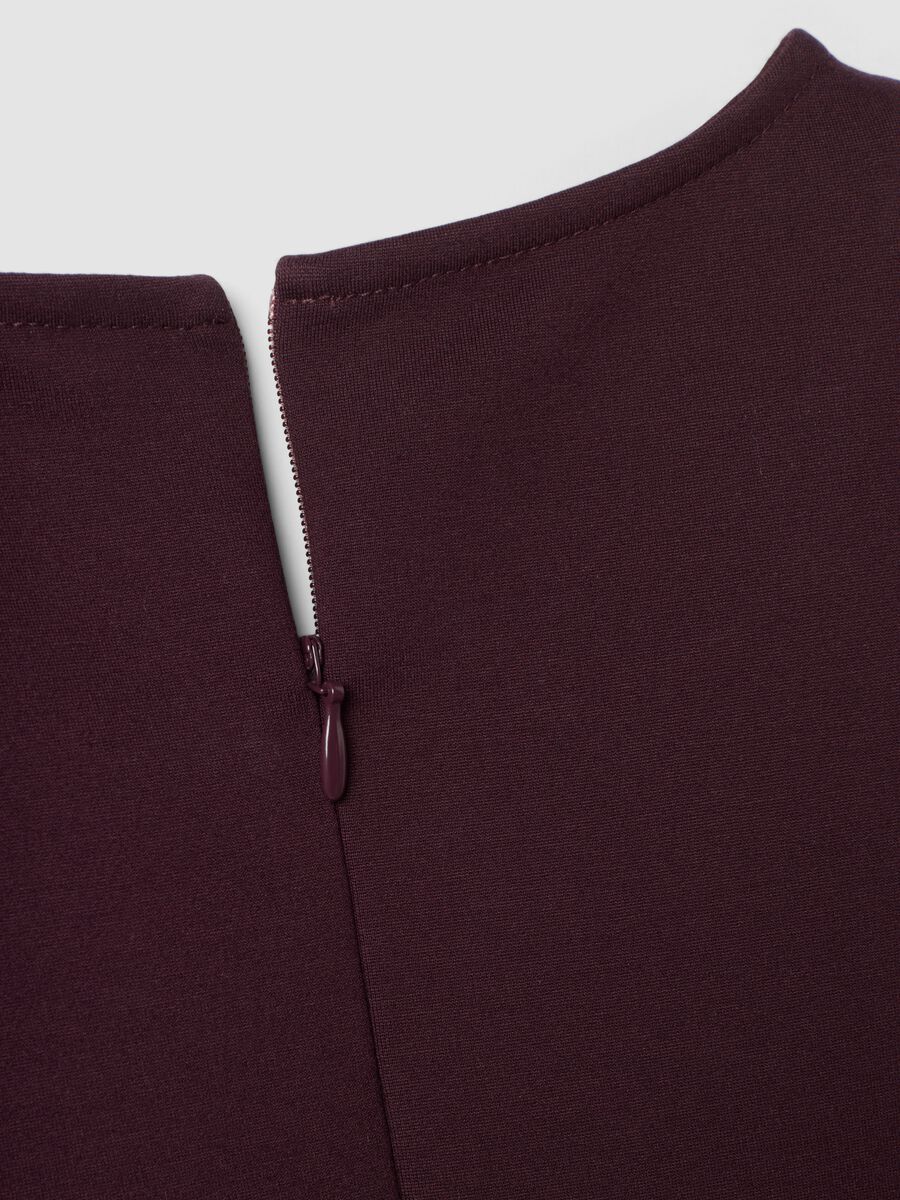Abito smanicato rosso in punto Milano di viscosa elasticizzata straight fit_5