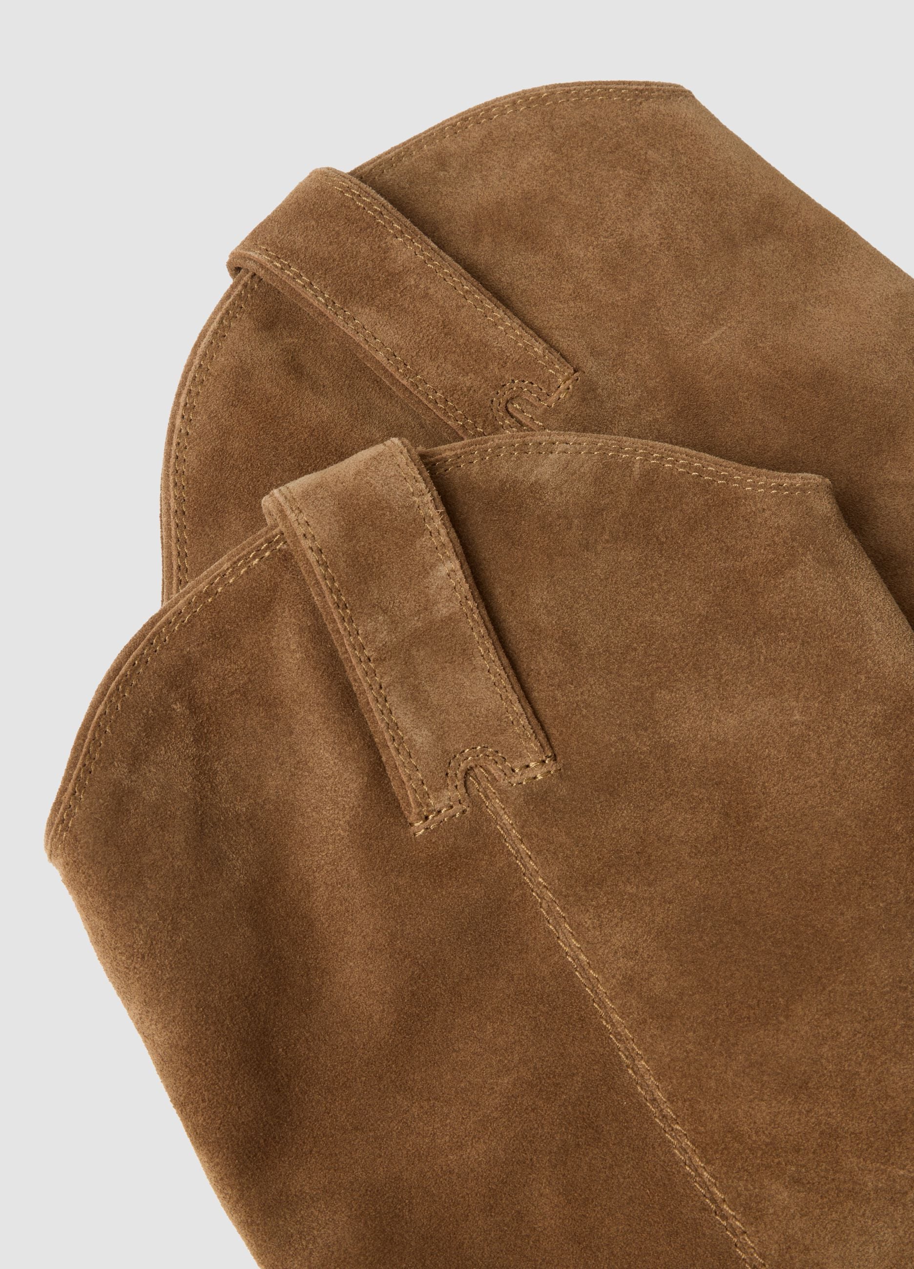Brown low-heel genuine leather boots