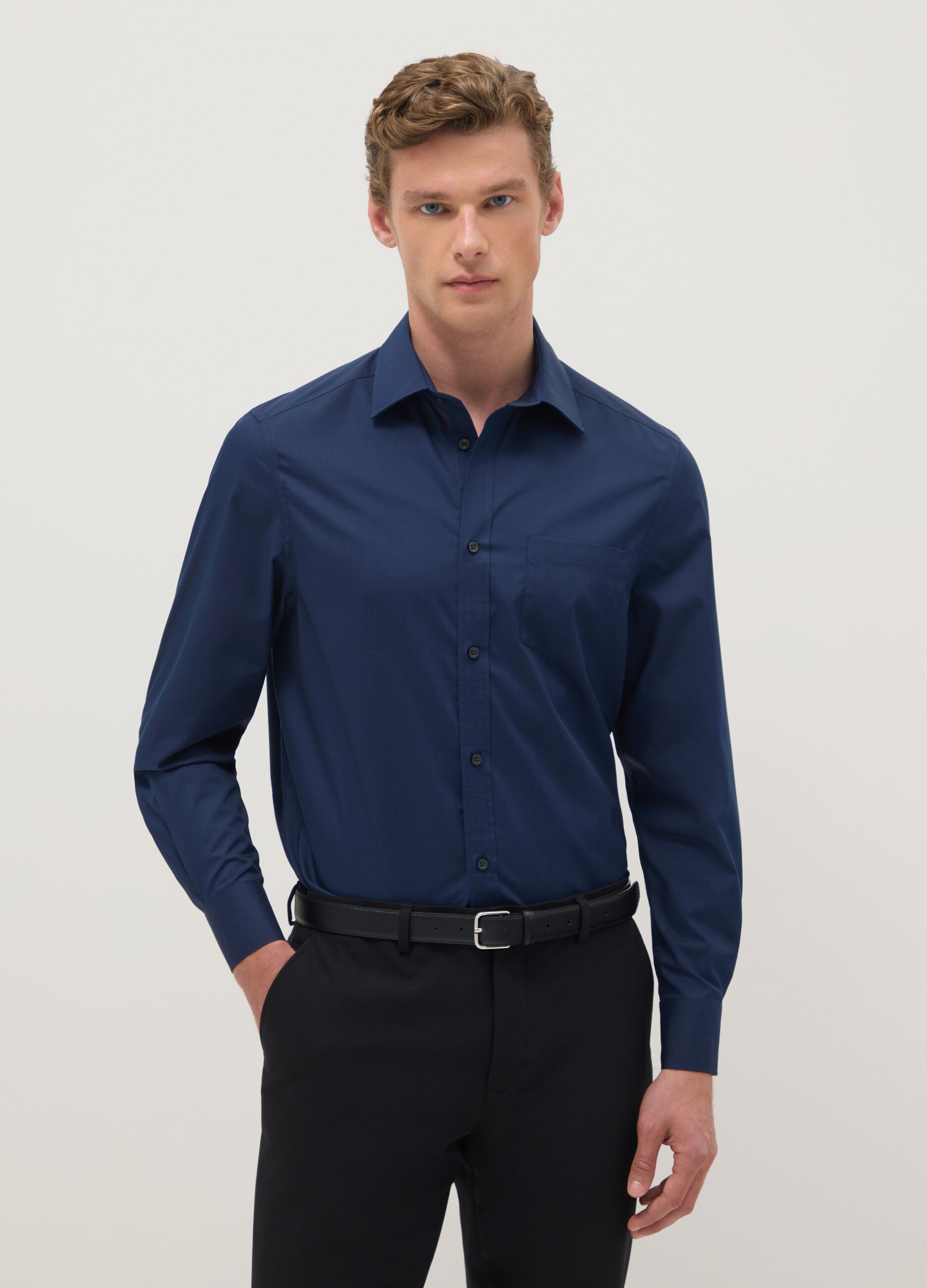 Regular fit blue shirt with classic collar - easy iron