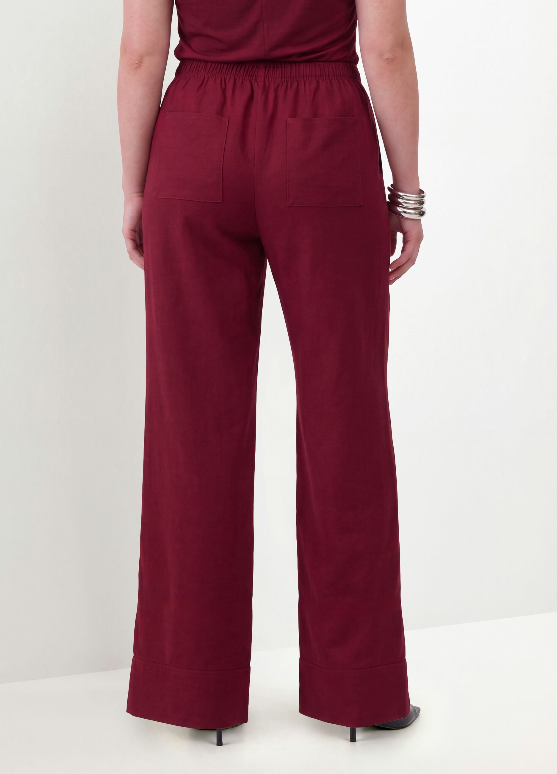 Red wide-leg trousers in viscose blend