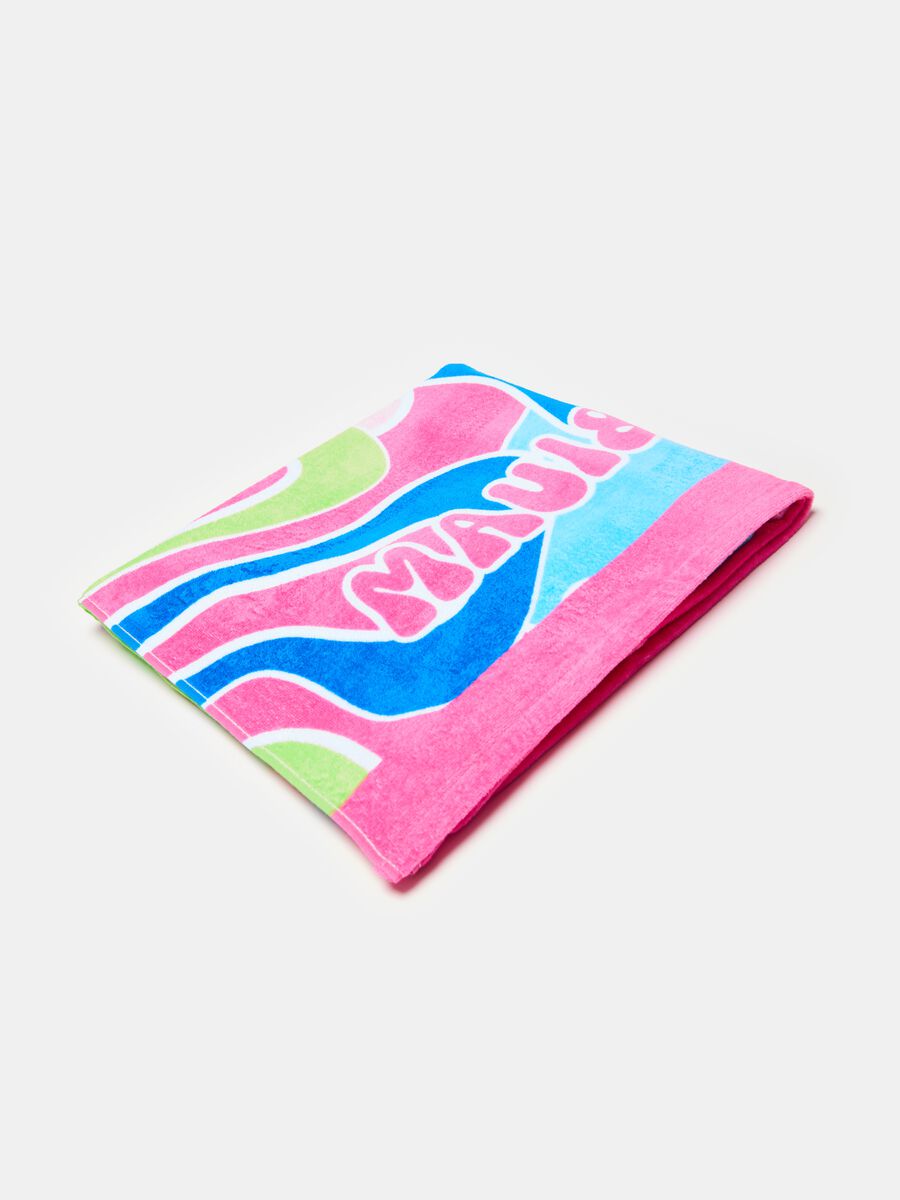 Beach towel with flowers print and logo_0
