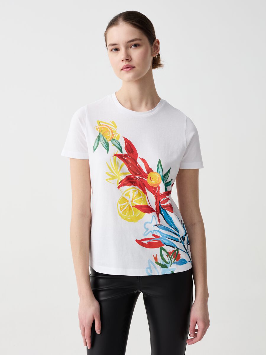 T-shirt with graphic illustration by Magda Azab_0