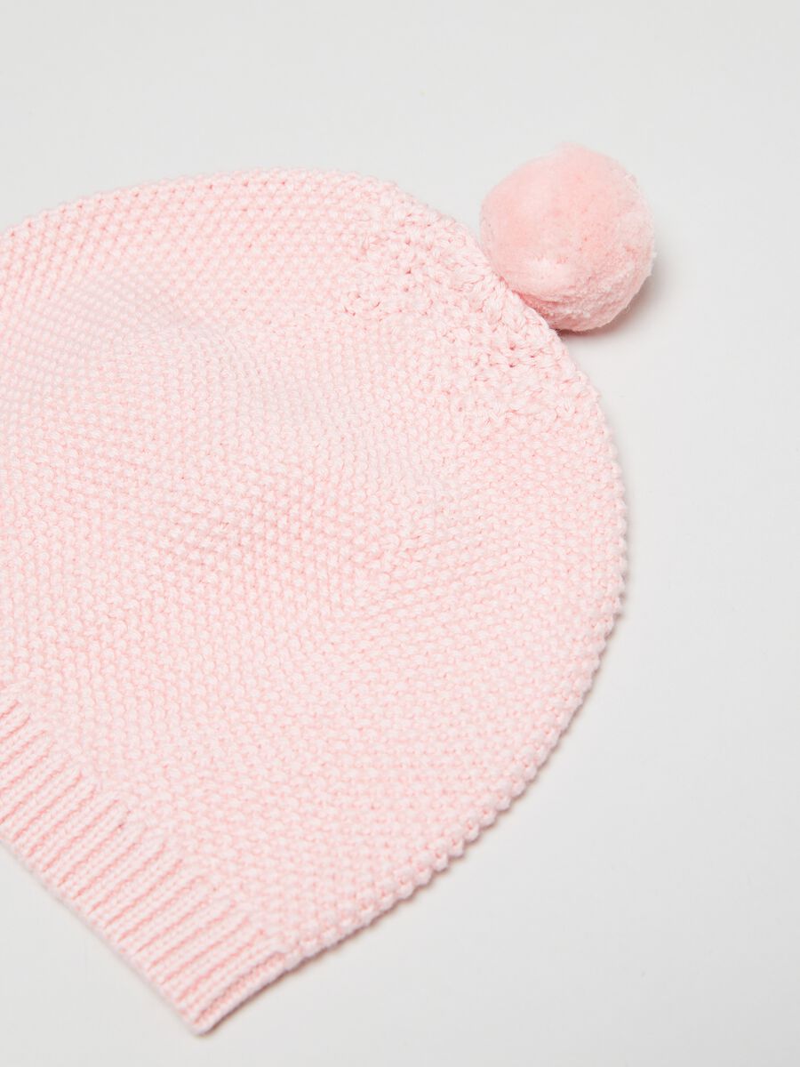 Knitted bobble hat_2