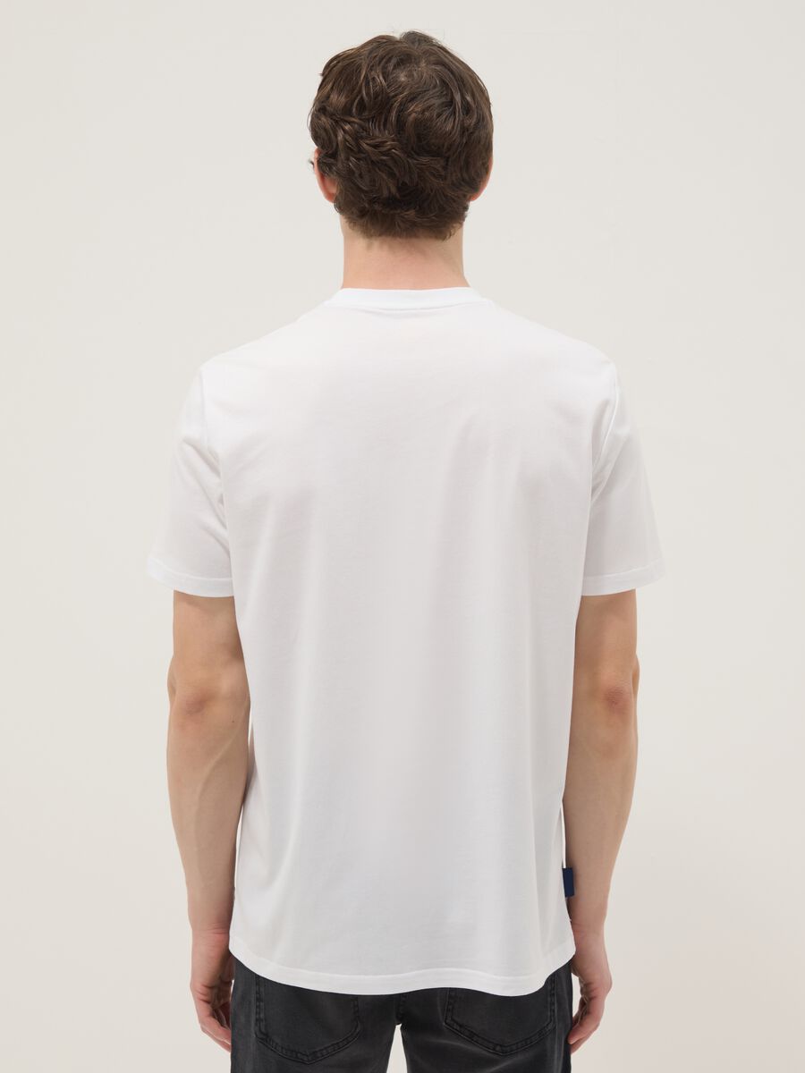 Wei&szlig;es T-Shirt aus reiner Baumwolle mit kurzen &Auml;rmeln, Regular Fit_3