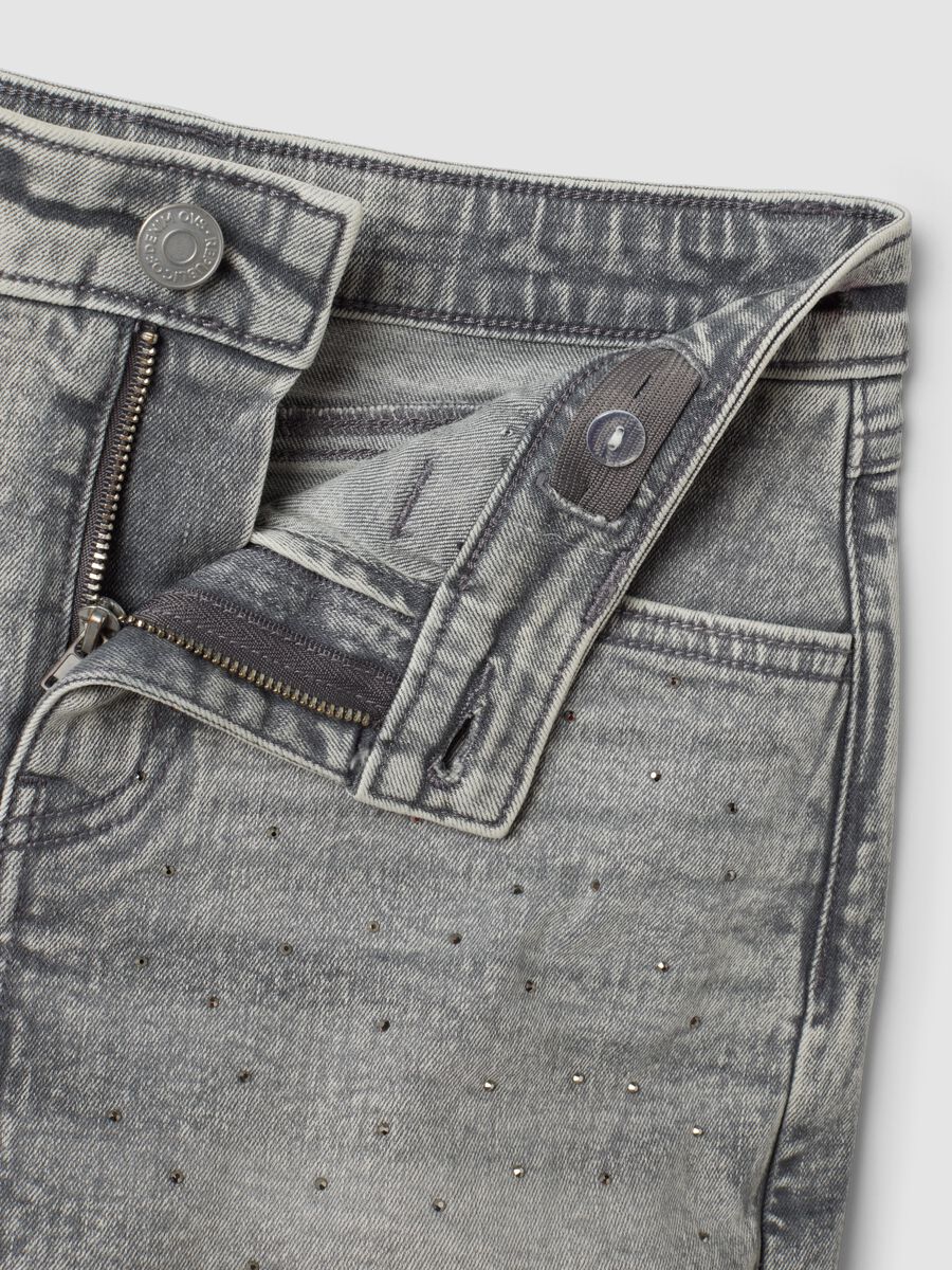 Grauer Skort aus Stretch-Baumwolle f&uuml;r M&auml;dchen, Regular Fit_5