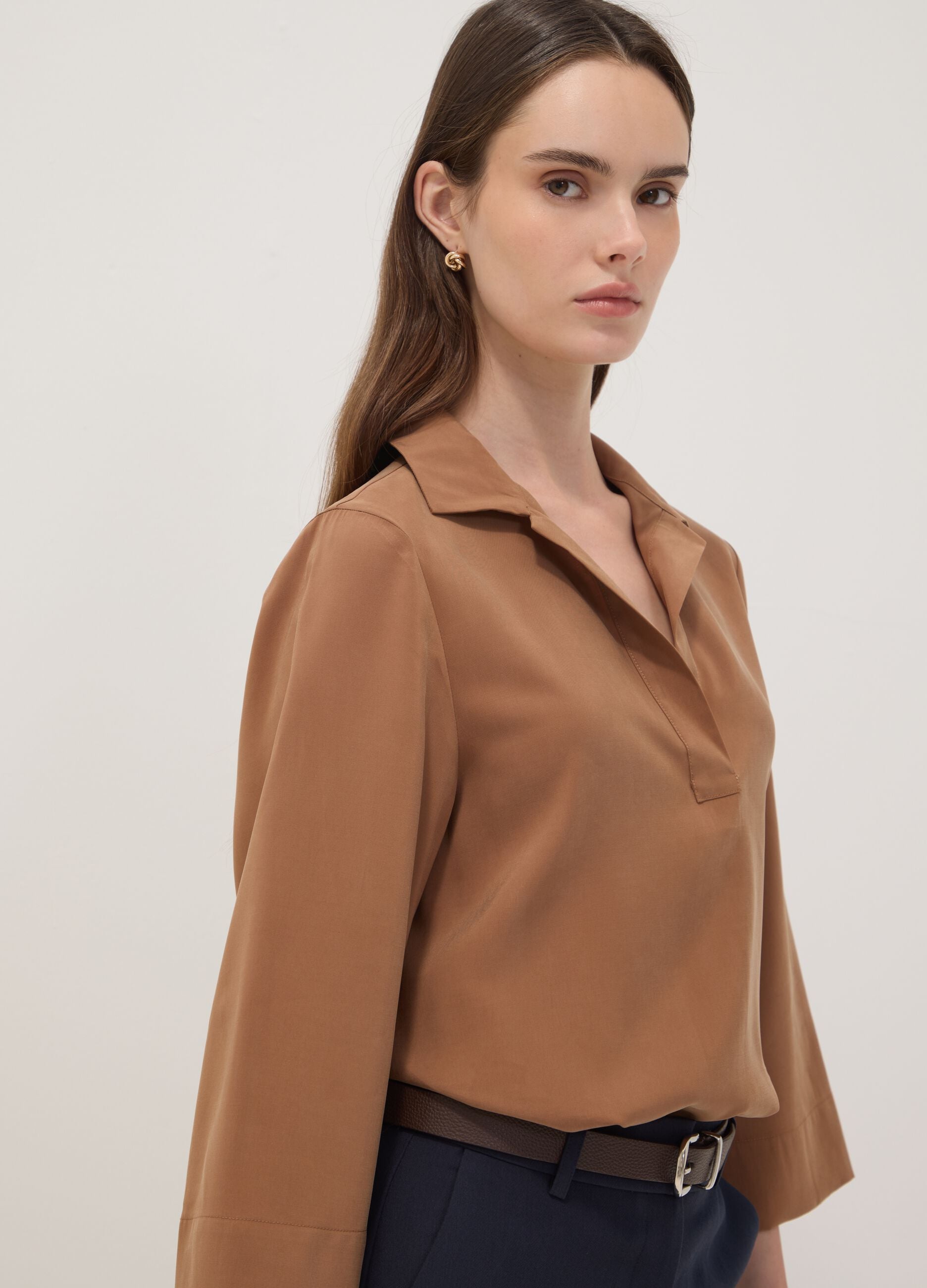 Beige viscose-blend shirt with classic collar