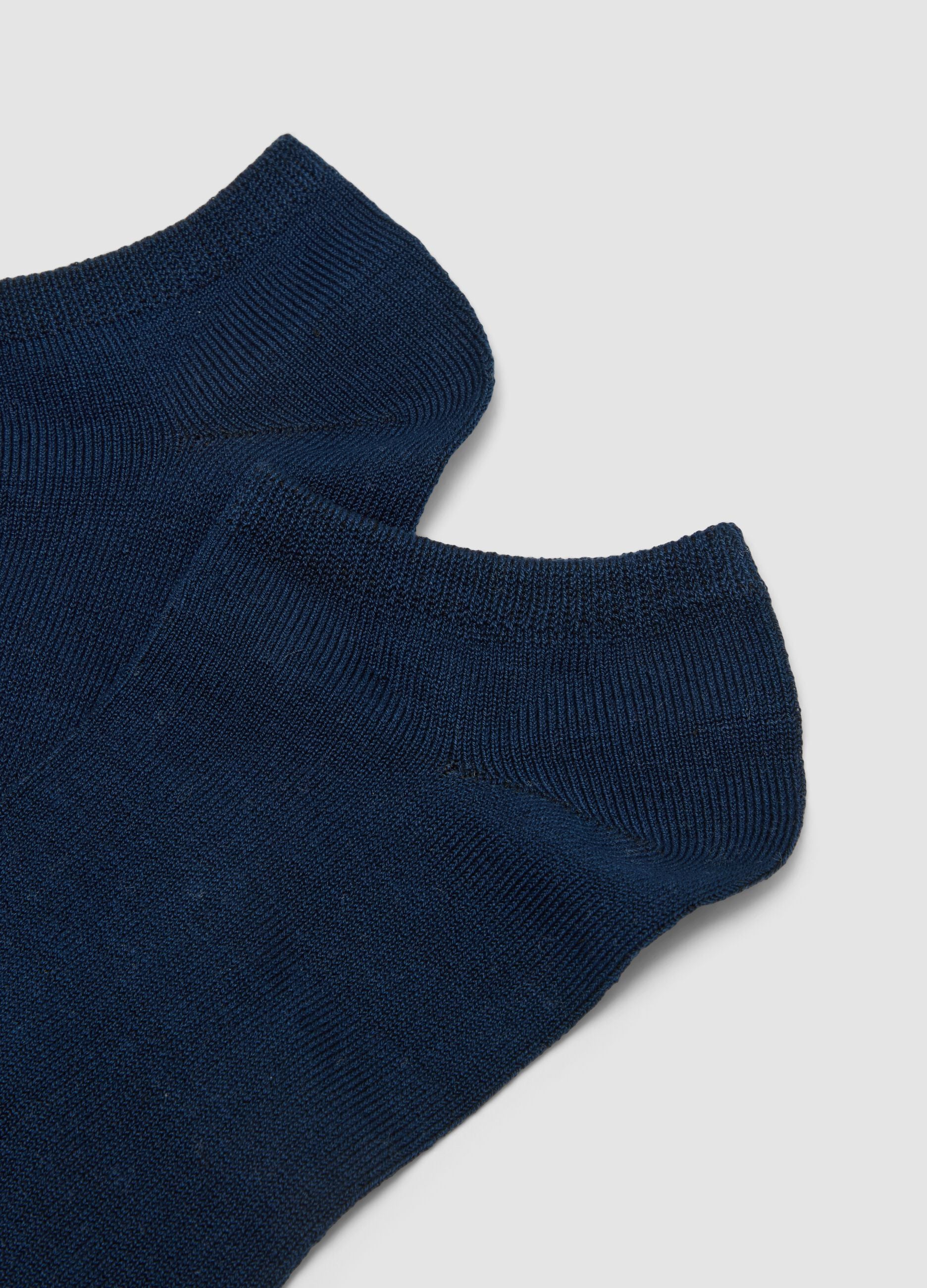 3er-Pack blaue Sportsocken in Kn&ouml;chelh&ouml;he aus Bio-Baumwolle