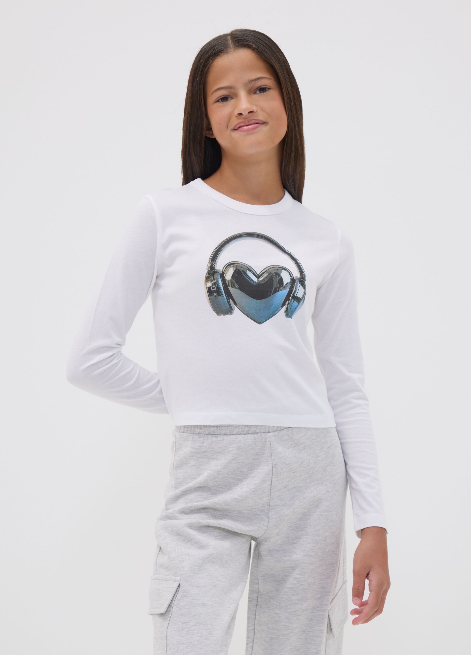 White pure organic cotton T-shirt with ribbed neckline for girls