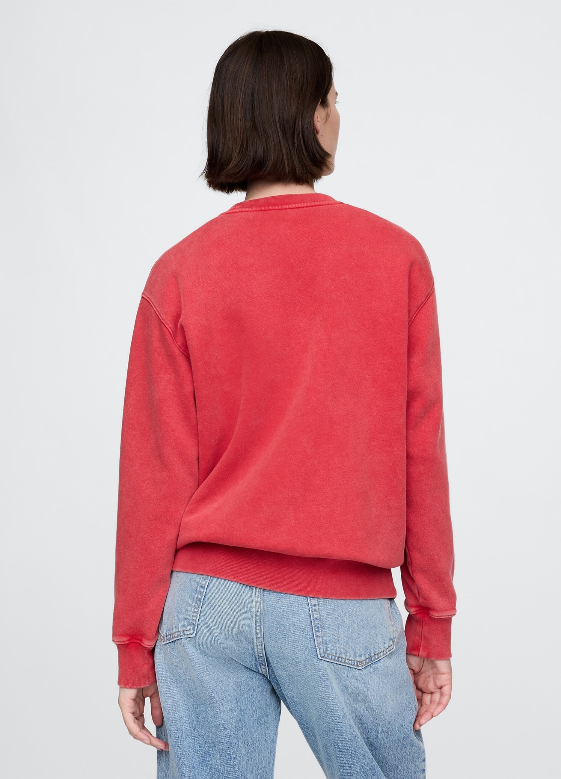 Red sweatshirt with Gap logo