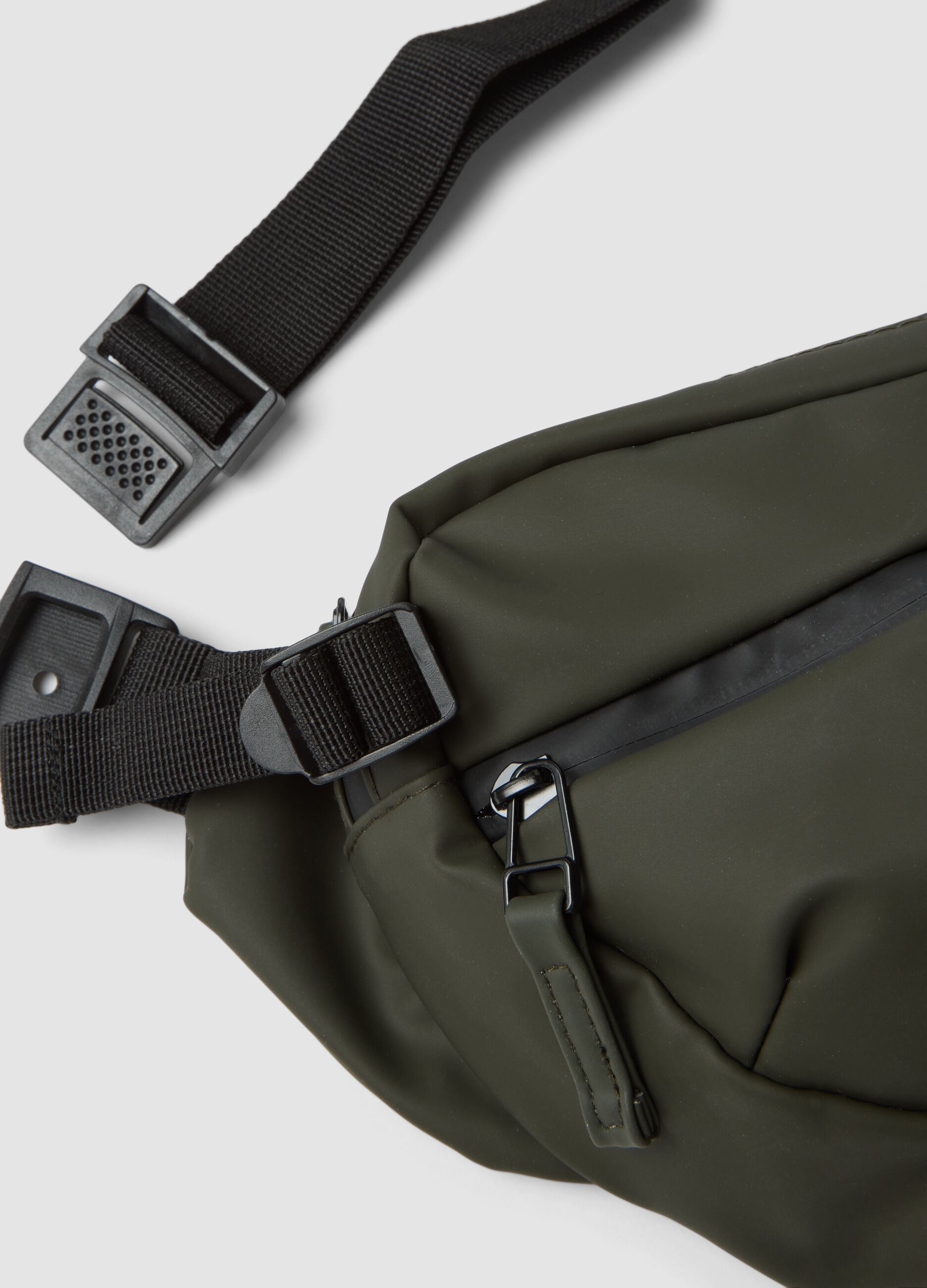 Marsupio verde con tasche zip e cintura regolabile idrorepellente