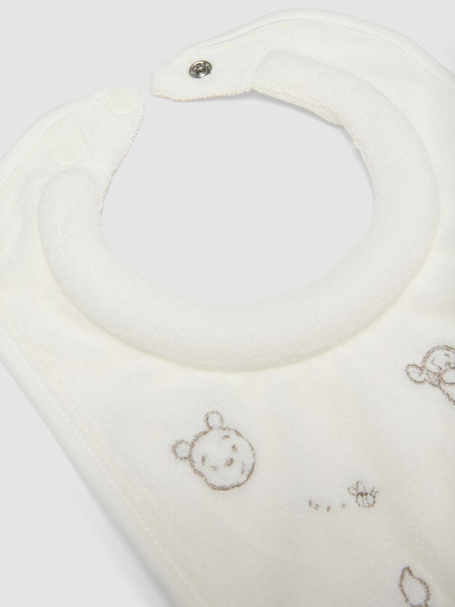 2-pack of Winnie the Pooh embroidered organic cotton-blend bibs_1