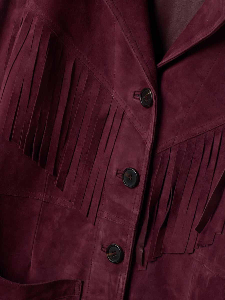 Blazer rojo de piel aut&eacute;ntica con flecos, corte regular_2