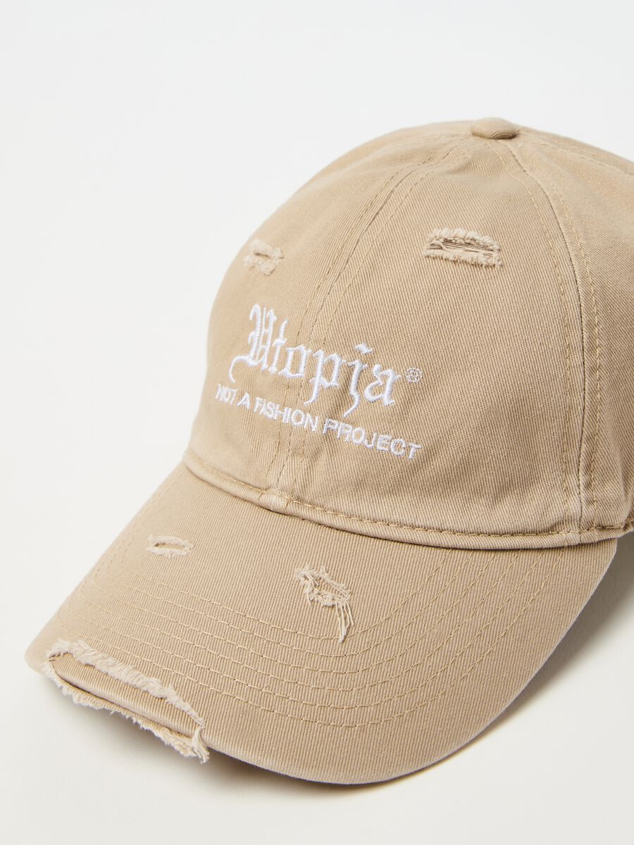 Baseball cap with abrasions_2