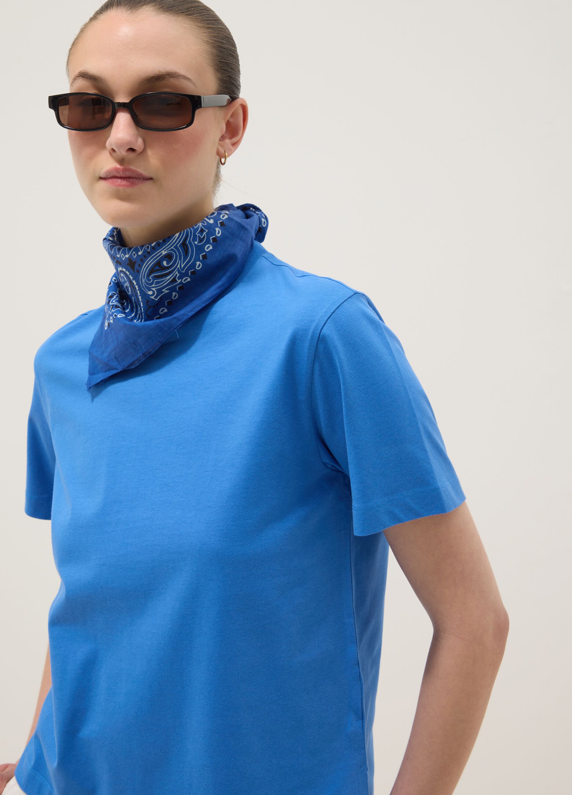 Blaues Regular-Fit T-Shirt aus reiner Baumwolle