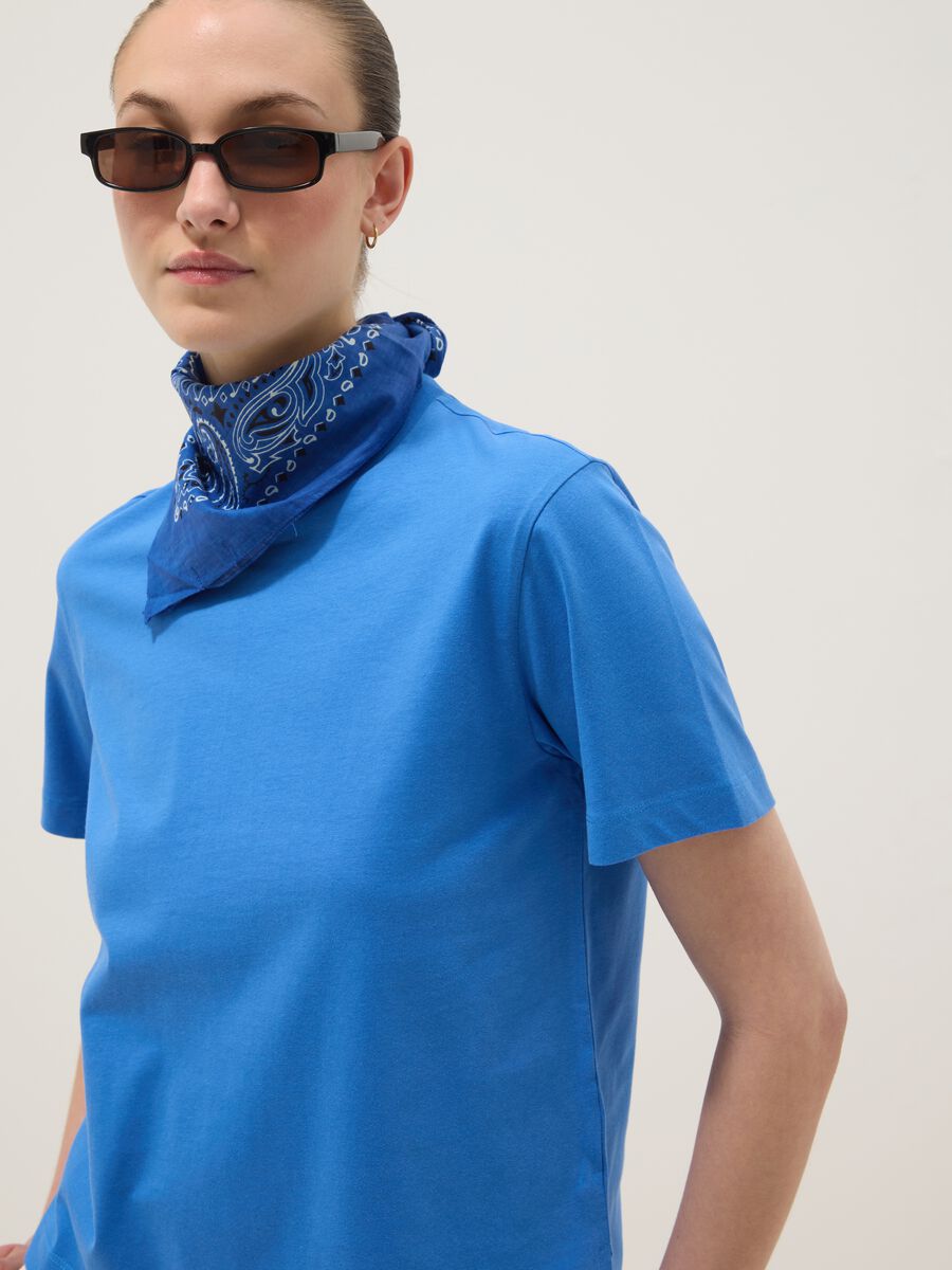 Blaues Regular-Fit T-Shirt aus reiner Baumwolle_0