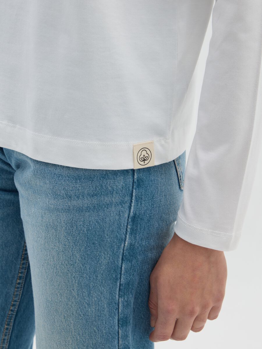 White pure cotton regular fit sweater_3