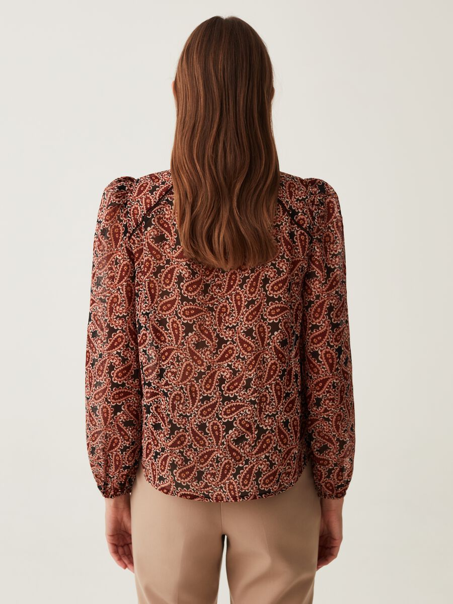 Crêpe blouse with puff sleeves_2