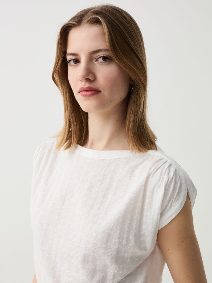 Sleeveless top in jersey with woven texture_1