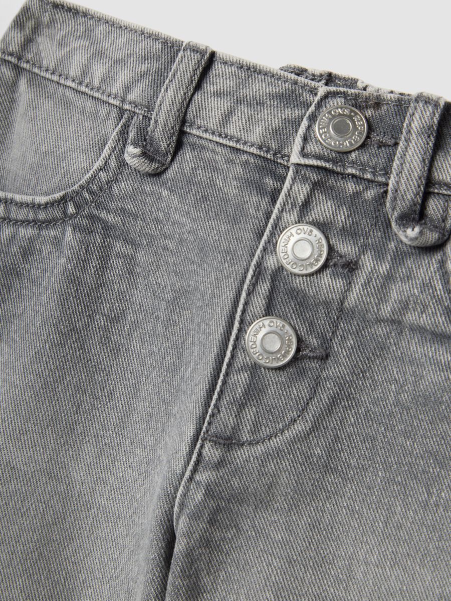 Graue Denim-Shorts aus reiner Baumwolle f&uuml;r M&auml;dchen, Regular Fit_2