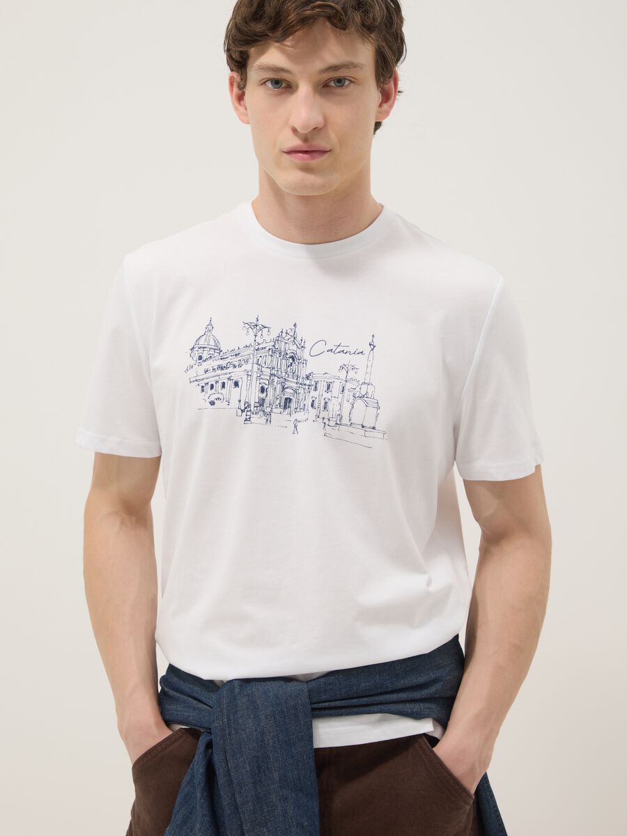 Wei&szlig;es T-Shirt aus reiner Baumwolle mit Print, Regular Fit_2