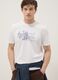 Wei&szlig;es T-Shirt aus reiner Baumwolle mit Print, Regular Fit_2