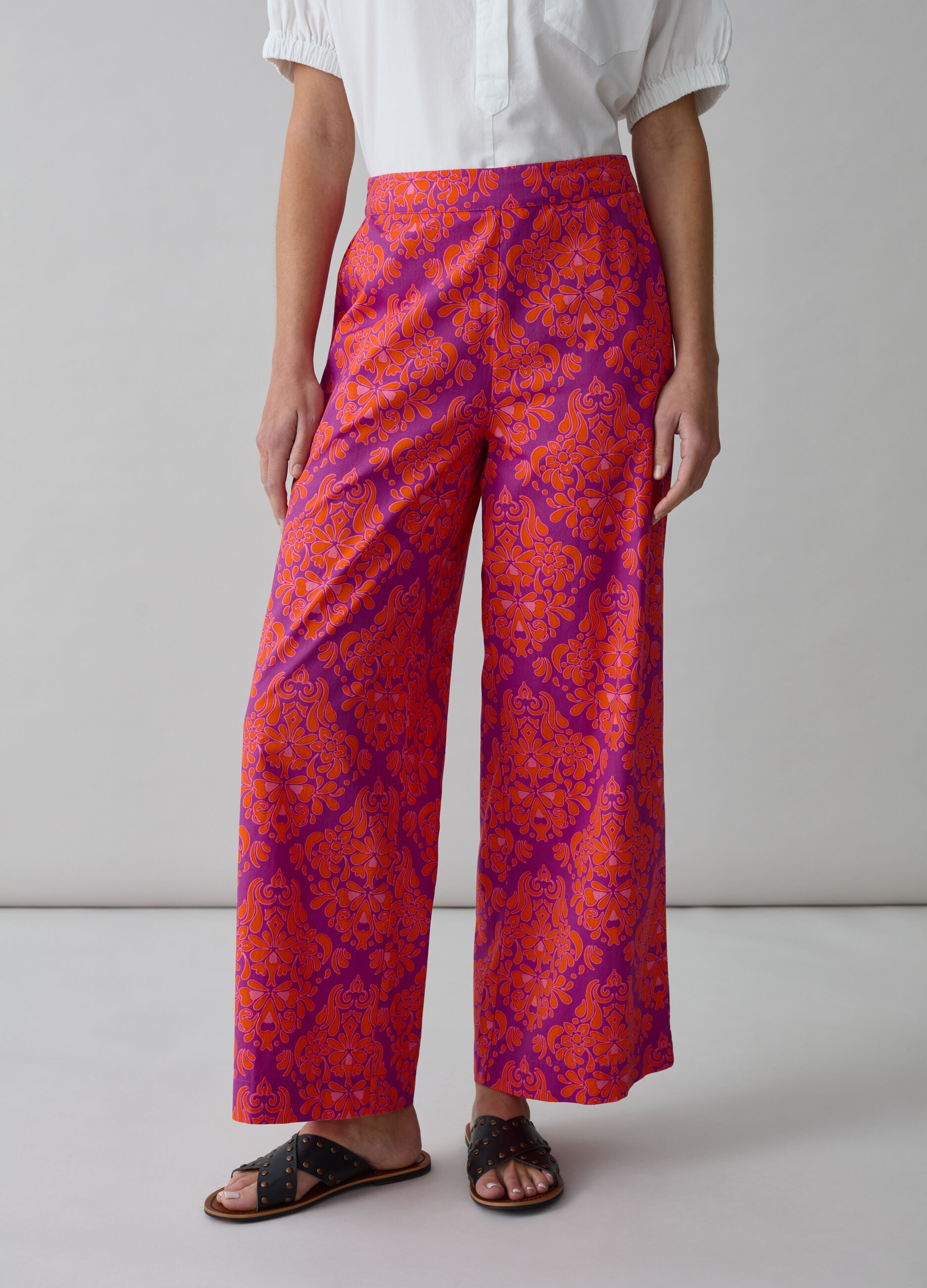 Wide-leg trousers with print